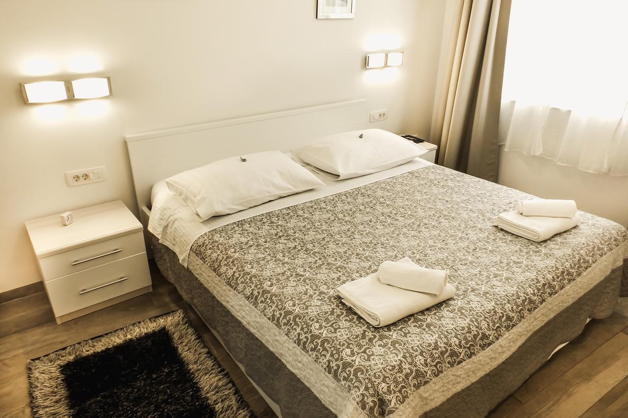 Old Square Apartment สปลิท ภายนอก รูปภาพ